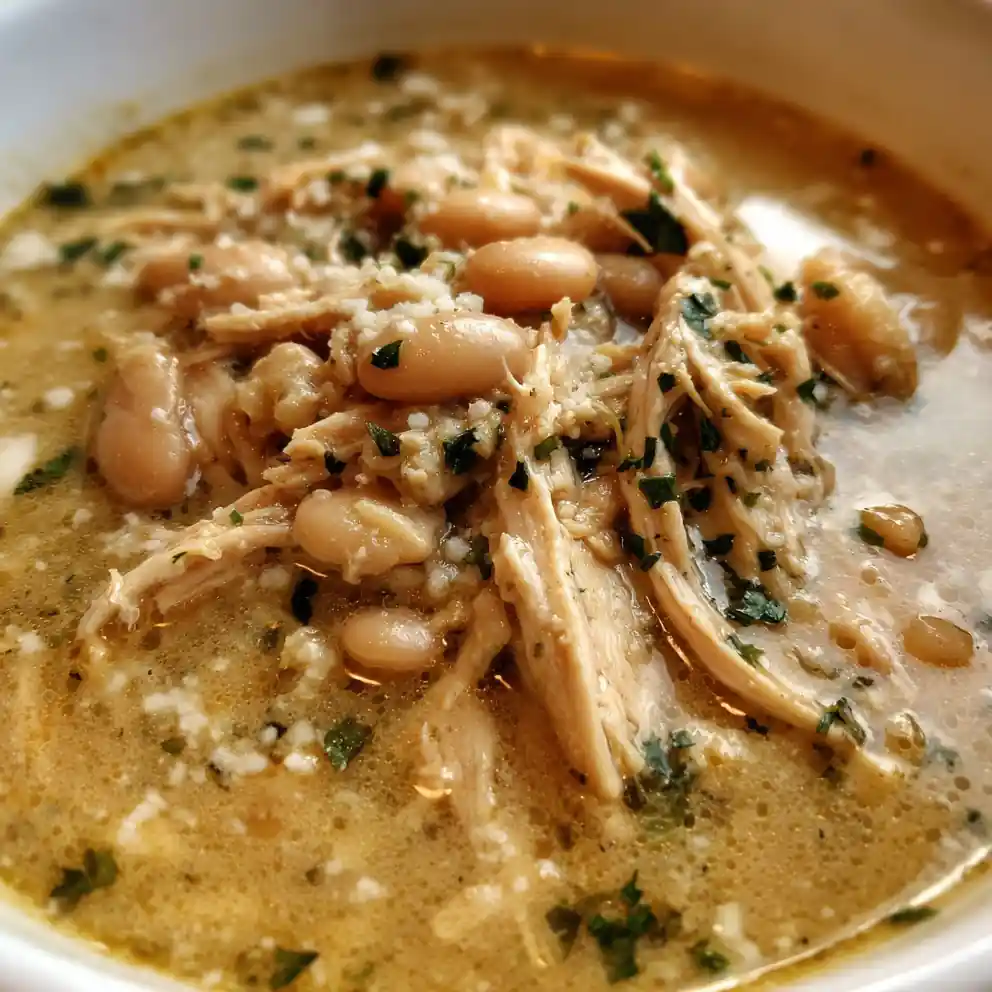 White Chicken Chili Crockpot With Creamy Beans 1758650436.3284864