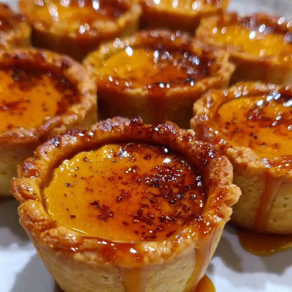 Pumpkin Pie Bites Recipe With Maple Amber Drizzle 6 pumpkin pie bites recipe With Maple Amber Drizzle