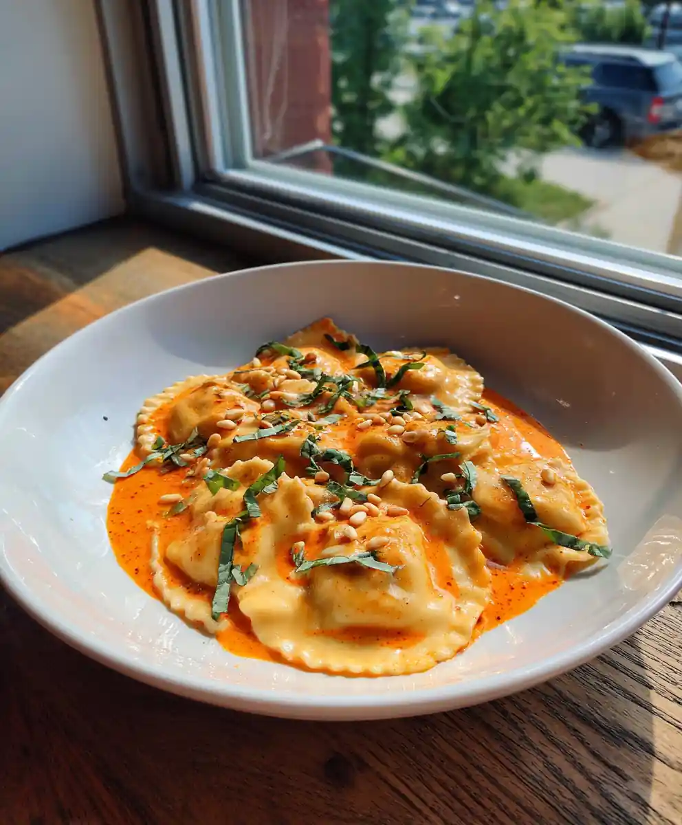 Ravioli With Roasted Red Pepper Cream Sauce 7 Ravioli With Roasted Red Pepper Cream Sauce