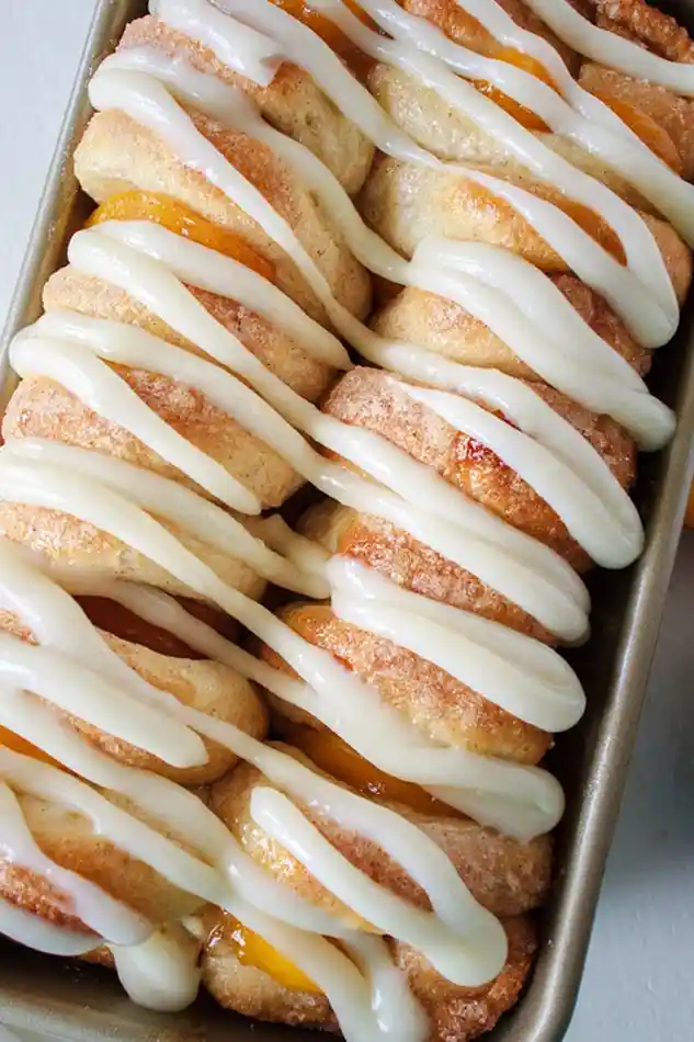 Peaches and Cream Pull Apart Bread 3 Recipe image